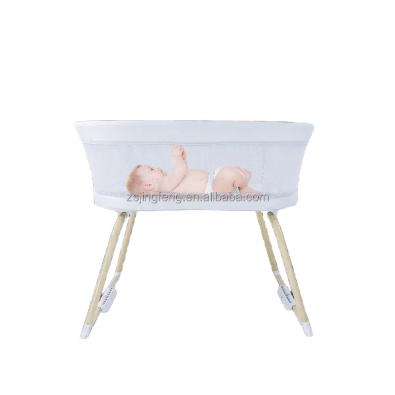 OEM Eco-friendly Bassinet Crib Easy To Use Travelling Baby Bed Swinging Crib Folding Newborn Crib Bassinet Cradle For Baby