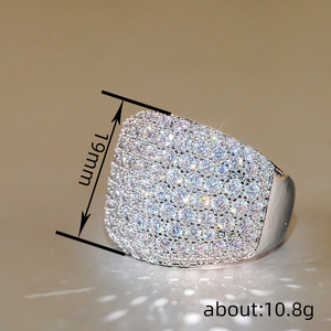 Anello con Design a Mezza Fascia, Stile Elegante per Donne - Product Image 4