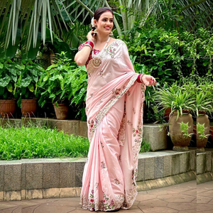 Sari Tradicional Gujarati de Seda NiMa Creations para Mujer, Bordado Floral Rosa, Largo hasta el Suelo, Corte Regular, para Bodas y Fiestas - Product Image 1