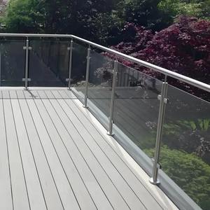 <span class=keywords><strong>Balustrade</strong></span> résidentielle de luxe <span class=keywords><strong>en</strong></span> verre noir <span class=keywords><strong>pour</strong></span> <span class=keywords><strong>terrasse</strong></span> extérieure <span class=keywords><strong>en</strong></span> acier inoxydable <span class=keywords><strong>pour</strong></span> villa centre commercial - Product Image 5