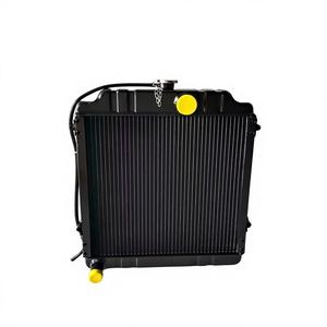 หม้อน้ำรถแทรกเตอร์ 1695721M2 สำหรับ Massey Ferguson 375 383 390 390T 393 398+ - Product Image 1