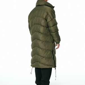 Manteau long matelassé pour homme, vêtements d'hiver, manteau sur mesure, design OEM, veste longue matelassée imperméable en polyester pour homme - Product Image 4