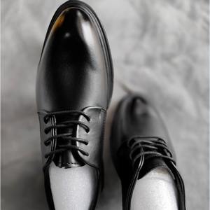 Zapatos de PU con Cordones y Punta Puntiaguda Estilo Británico Coreano para Hombre, Formales de Negocios, con Aumento de Altura Interior, Antideslizantes, Casuales de Primavera - Product Image 1