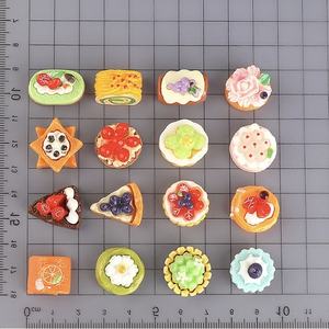 Breloques en résine <span class=keywords><strong>C5</strong></span> Kawaii en forme de gâteau coloré, cabochons mignons pour desserts, pour loisirs créatifs, coques de téléphone, aimants de réfrigérateur, décorations pour enfants - Product Image 2