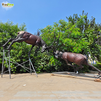 YOUFINE Grande statue de cerf de combat en bronze pour extérieur, sculpture de cerf à queue blanche pour la décoration de jardin de villa