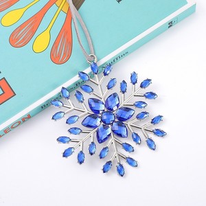 Giáng sinh bông tuyết Flake treo trang trí Acrylic bông tuyết đầy màu sắc Cây giáng sinh Mặt dây chuyền - Product Image 6