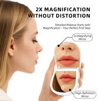 Miroir cosmétique double face éclairé par LED miniature en gros, logo personnalisable, pliable avec finition ABS, format de poche