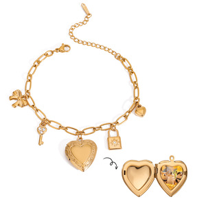 Pulsera <span class=keywords><strong>con</strong></span> Colgante de Foto Personalizada en Forma de Corazón, Chapado en Oro de 18K, Acero Inoxidable, Cadena de Eslabones Tipo Clip - Product Image 3