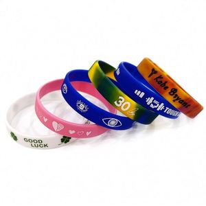 Bracelets en silicone personnalisés avec logo, conçus par le fabricant, à prix abordable - Product Image 5