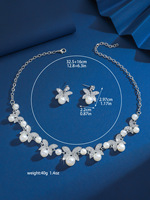 Ensemble de collier luxueux français avec diamants et perles en forme de papillon |   Chaîne de clavicule haut de gamme, accessoires en gros pour une élégance intemporelle