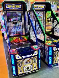 Meistverkaufter Luxus-Basketball-Automat für Erwachsene mit Münzeinwurf und Geldscheinprüfer, Englischer Metallrahmen, Doppelspielermodus, Indoor-Spiel - Product Image 3