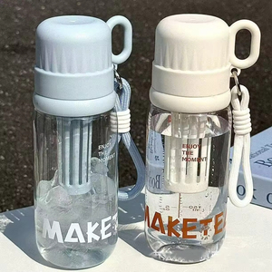 Gourde d'eau portable en plastique dépoli recyclé sans BPA, couleur dégradée, pour sport en extérieur, mignonne pour filles - Product Image 5