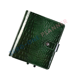 Classeur personnalisé A4 A5 A6 A7 recouvert de crocs, Saffiano, galets, planificateur, portefeuille, budget, avec boucle pour stylo - Product Image 1
