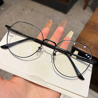Bingkai Kacamata Trendy Metal Cat Eye IStapromo Gifts, Fashion Anti Blue Light untuk Miopi