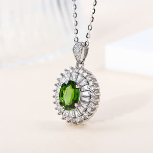 El yapımı 925 ayar gümüş doğal diyopsit taşlı kolye, mor kristal şifa taşı, rodyum kaplama oval kesim pençe ayarlı. - Product Image 2