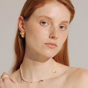 The New 2024 Chinese Alloy Copper & Platinum Plated Geometric Trendy Hoop Earrings for Women-Gift - Product Image 5