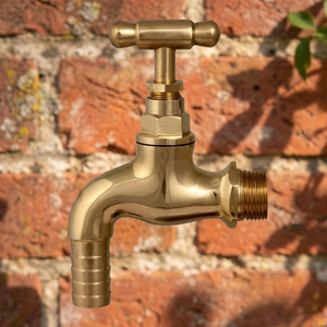 Robinet d'arrêt en laiton doré Huno |   Solutions de robinetterie pour salle de bain et jardin au design industriel durable avec garantie d'un an - Product Image 2