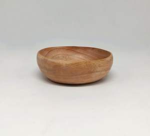 Suministro directo de fábrica Elegante cuenco de madera hecho a mano para servir para uso doméstico en hoteles Mejora tu experiencia gastronómica de esta calidad - Product Image 1