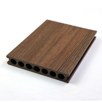 Nouveau revêtement de terrasse composite creux en PVC imperméable de 18 mm, WPC, bois co-extrudé, facile à installer, pour extérieur et jardin
