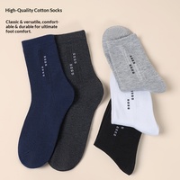 7117 Chaussettes mi-mollet en coton pour hommes, toutes saisons, respirantes, anti-transpiration, couleur unie, pour le sport, les affaires et le quotidien