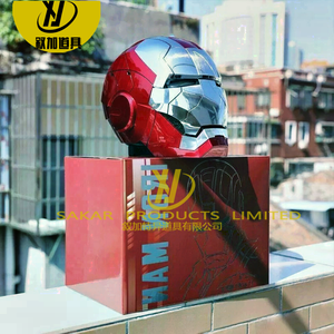 קסדת איירון מן אלקטרונית מקורית מסדרת קוספליי MK5 עם שלט רחוק קולי ותפעול מגע - Product Image 6