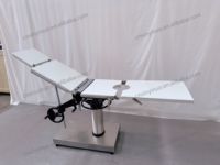 Table d'opération hydraulique multifonctionnelle XinYiNuo XYN-MOP08 pour équipement hospitalier, avec jambes entièrement ou séparées