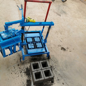 Máquina Pequeña para Fabricar Ladrillos de Hormigón, Máquina Móvil para Formar Bloques para Uso en la Construcción - Product Image 3