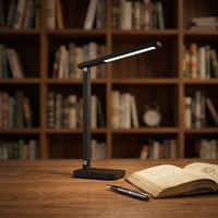 Lampe de bureau LED au design moderne pour enfants, protection des yeux, lumière de lecture, 3 niveaux de luminosité réglables, pliable, lampe de table réglable