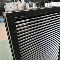 Fabricants de fenêtres à persiennes extérieures en aluminium, design de fenêtres à persiennes noires, dernières portes à persiennes de luxe, fenêtre à persiennes à ventilation latérale