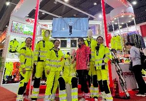 بيع بالجملة Xinke واقية حمراء مقاومة للحريق ملابس العمل زي موحد ملابس مثبطة للهب للعمال - Product Image 5