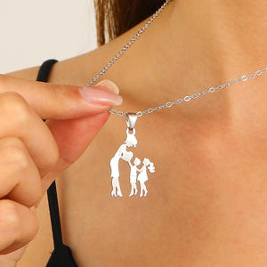 Nouveau collier pour la fête des mères, collier en acier inoxydable avec pendentif mère et fille, chaîne de clavicule, collier rétro pour femmes, cadeau - Product Image 6