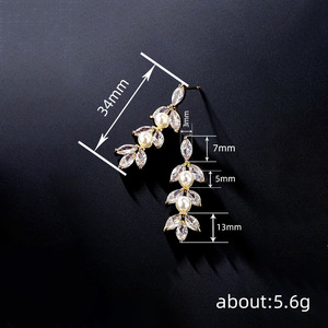 Orecchini Pendenti Lunghi con Perline Floreali e Nappine per Donne, Gioielli Eleganti e Delicati alla Moda - Product Image 4