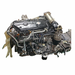 Motor Diésel Usado Japonés Original Completo de Alto Rendimiento 4HK1, Emisión Euro II, Potencia de 109KW, Cilindrada de 5.2L para NPR - Product Image 1