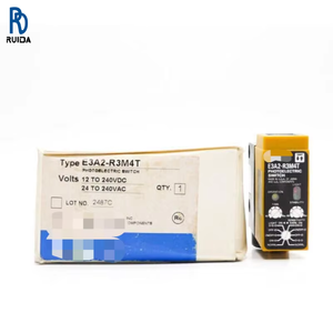 Controlador Lógico Programable (PLC) Dedicado para Automatización Industrial E3A2-R3M4T 24-240VAC 3A NSMP, Nuevo, Disponible en Stock - Product Image 1