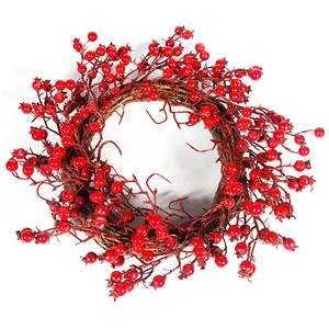 Guirnaldas y frutas decorativas para Navidad, obra de arte hecha a mano, guirnaldas de acebo de bayas rojas