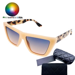 <span class=keywords><strong>Gafas</strong></span> <span class=keywords><strong>de</strong></span> <span class=keywords><strong>Sol</strong></span> Unisex <span class=keywords><strong>de</strong></span> Moda Vintage <span class=keywords><strong>de</strong></span> Lujo con Marco Completo <span class=keywords><strong>de</strong></span> PC, Logotipo Personalizado, Lentes <span class=keywords><strong>de</strong></span> Acrílico Espejo <span class=keywords><strong>y</strong></span> Material <span class=keywords><strong>de</strong></span> PC - Product Image 1