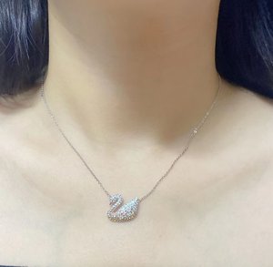 <span class=keywords><strong>Collana</strong></span> da Donna Zhixuan Designer SW con Ciondolo Cigno in Lega e Zirconi Incastonati, Catena <span class=keywords><strong>per</strong></span> Clavicola, Miglior Regalo <span class=keywords><strong>per</strong></span> <span class=keywords><strong>Lei</strong></span> - Product Image 3