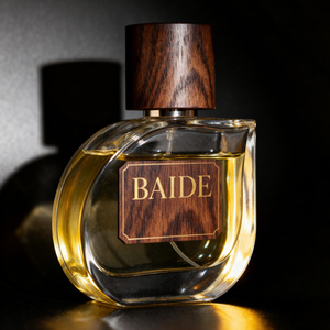 Botella de Perfume de Vidrio Vacía Personalizada de Fábrica, con Pulverizador y Tapa de Madera, 30ml 50ml 75ml 100ml - Product Image 1