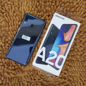 Seconde main une série de téléphones <span class=keywords><strong>A20</strong></span> Vente en gros Meilleure vente le plus grand fournisseur de Chine - Product Image 2