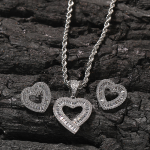 Içi boş kalp şekli küpe küçük kolye uçları CZ kolye kalp takı seti kadınlar hediye Bling Bling takı - Product Image 4
