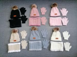 WXL464 Cute Winter <strong>Boy</strong> Girl <strong>Hat</strong> Children Skullies Cap Pom Pom Beanies <strong>Scarf</strong> 3pcs <strong>Sets</strong> Kids Knitted <strong>Hat</strong> <strong>Scarf</strong> Gloves - Product Image 5