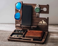 Station d'accueil en bois personnalisée et distinctive, coffret cadeau d'entreprise sur mesure pour clients VIP et partenaires stratégiques