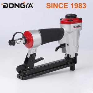 Pistola Neumática <span class=keywords><strong>para</strong></span> Grapas de Tapicería de Calibre 21, Modelo 8016 - Product Image 4