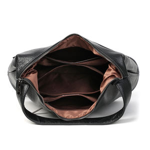 Sac à bandoulière tendance pour femme en PU. La doublure intérieure est en polyester. Il convient à un usage quotidien.6455 - Product Image 2