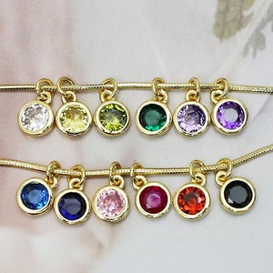 Mini pendentifs breloques DIY unisexes en alliage de cuivre plaqué or 18 carats, style punk mignon, avec zircon coloré et 12 pierres de naissance - Product Image 3