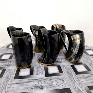 Corne à boire vintage de style Viking, écologique, faite à la main, forme naturelle, pour bière, vin, rentrée scolaire - Product Image 1