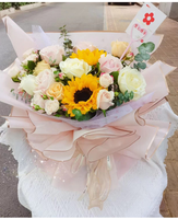 Vente en gros de boîte-cadeau en papier à bord magique mat avec fleur d'art gaufrée en feuille d'or emballage pour parfum emballage de cadeau artisanal personnalisé