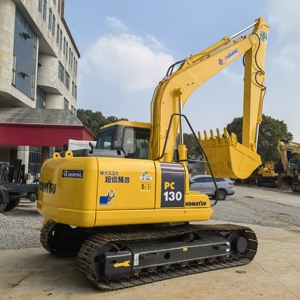 รถขุดมือสอง Komatsu PC130 ประสิทธิภาพสูง ขนาด 13 ตัน นำเข้าจากญี่ปุ่น รุ่นยอดนิยม สภาพดี พร้อมใช้งาน มีสินค้าในสต็อก - Product Image 3
