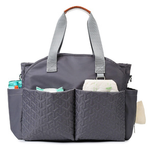 <span class=keywords><strong>Sac</strong></span> à langer multifonctionnel imperméable avec logo personnalisé, <span class=keywords><strong>sac</strong></span> à <span class=keywords><strong>main</strong></span> de voyage pour <span class=keywords><strong>femme</strong></span> de grande capacité, <span class=keywords><strong>sac</strong></span> à <span class=keywords><strong>dos</strong></span> pour l'extérieur - Product Image 4