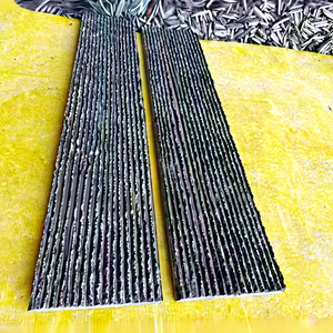 Carrelage mural en <span class=keywords><strong>granit</strong></span> naturel Conception de flûte Villa Extérieur Décoration Surround Stone Carrelage cannelé en cascade de <span class=keywords><strong>granit</strong></span> noir - Product Image 1